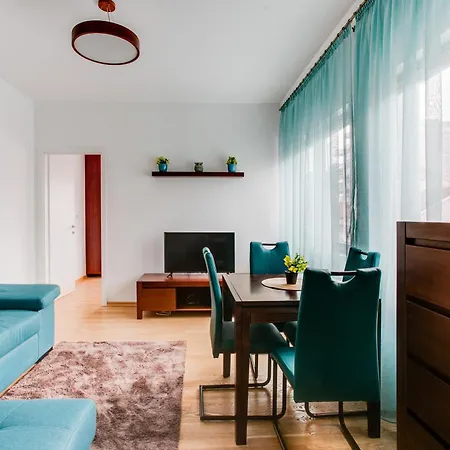 Apartment Lora 13.jula, 15